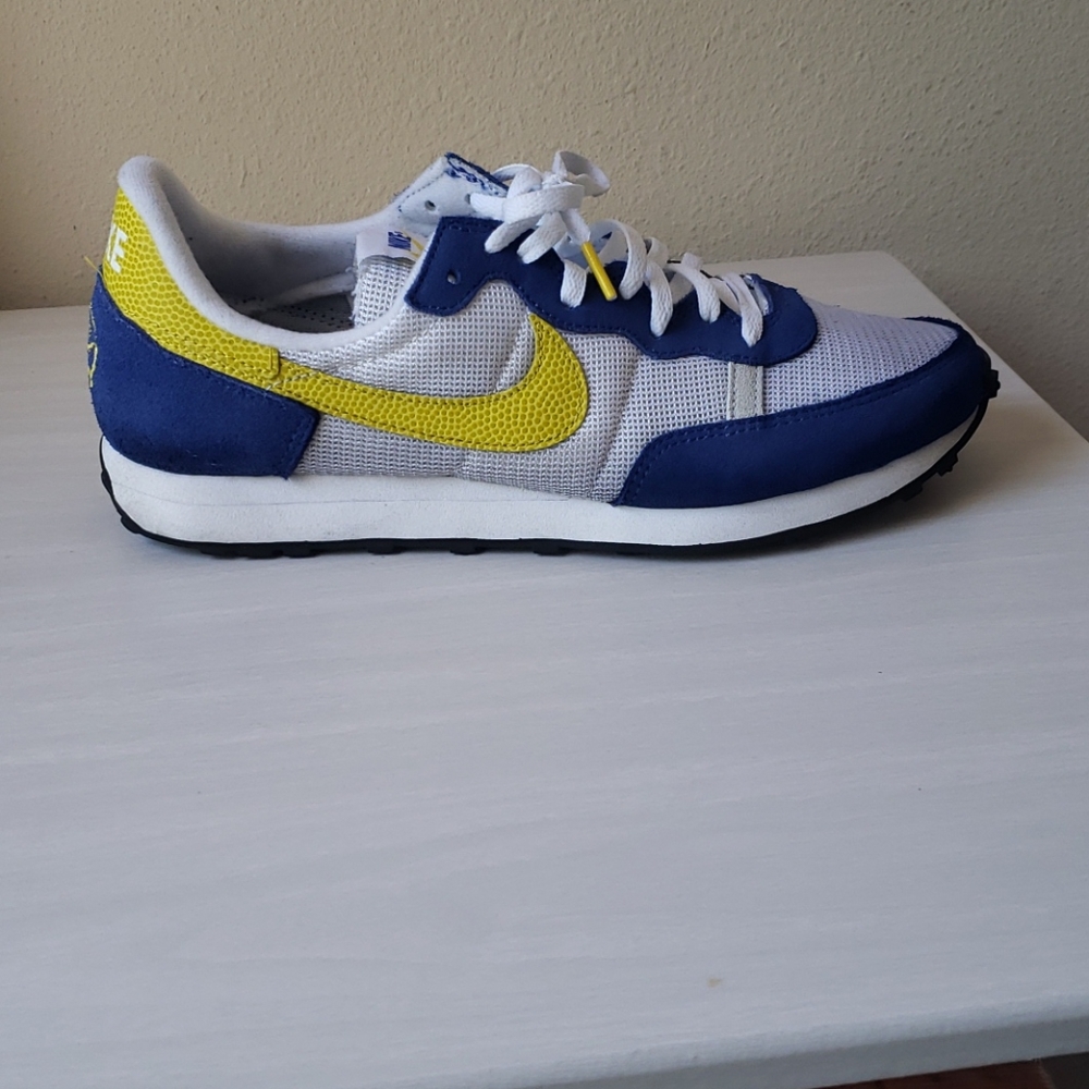 Nike OGs